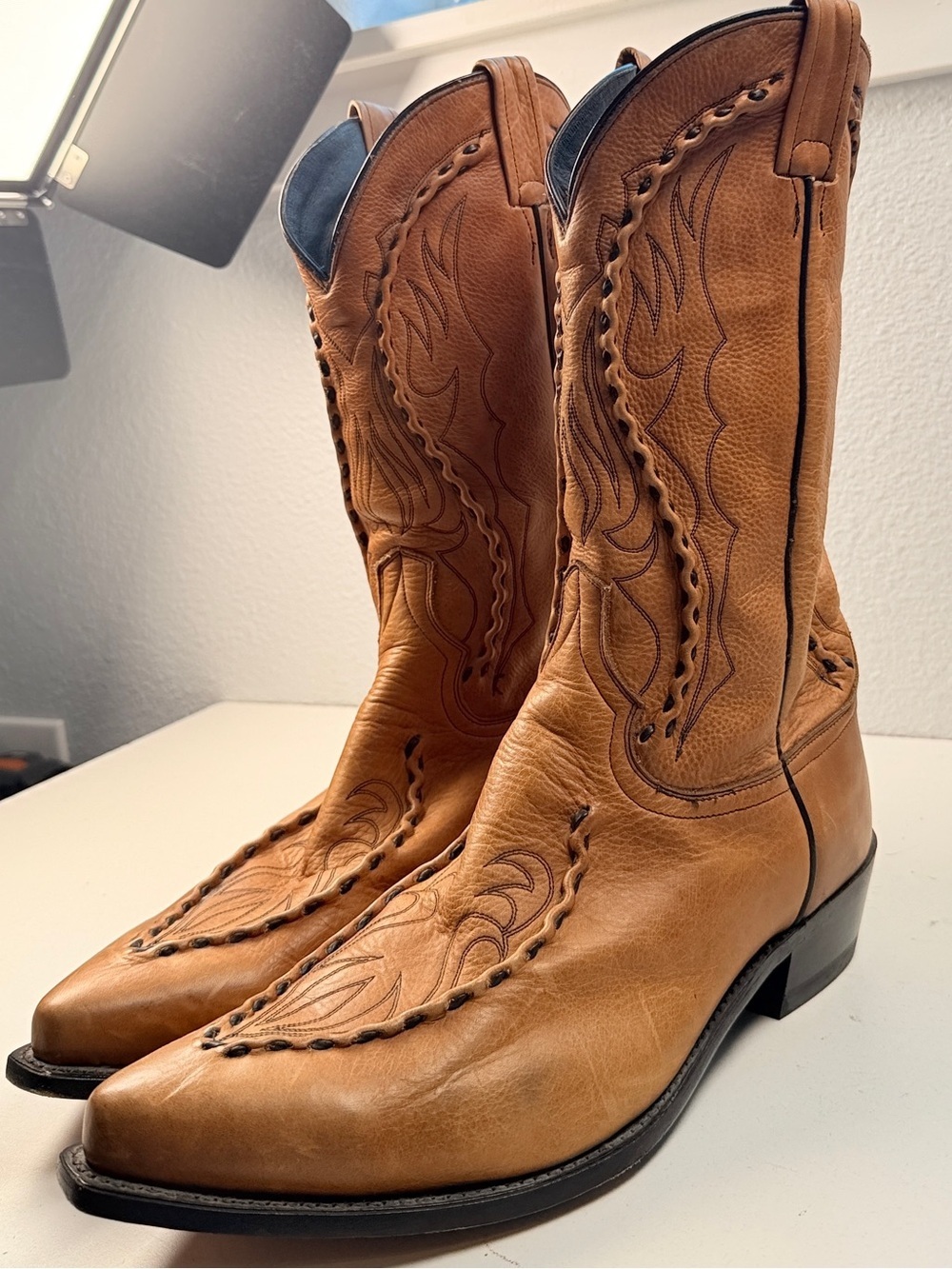 Vintage Dan Post Mens 12 E Tan Buckstitch Pointed Toe Cowboy Boots - Picture 2 of 15